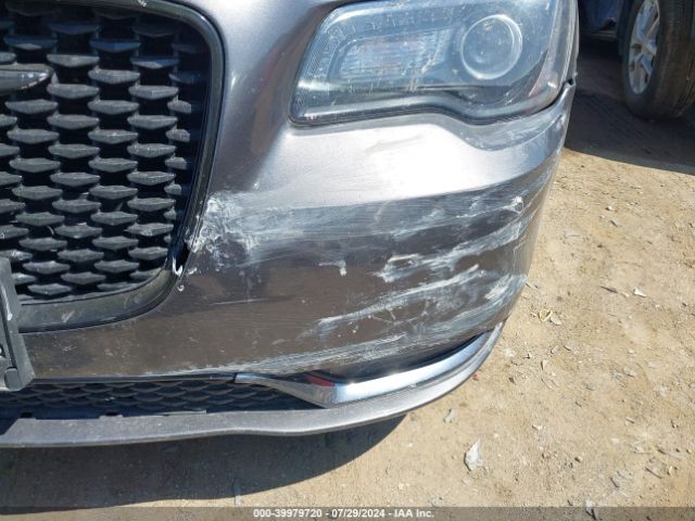 2C3CCABG9KH516588 Chrysler 300 300s