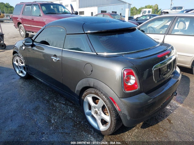 2012 MINI COOPER WMWSX1C57CT163777 Photo 2