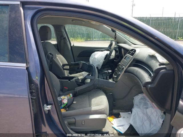 1G11B5SL0FF338001 Chevrolet MALIBU LS