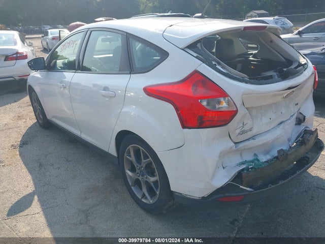 Ford FOCUS SE 2014 1FADP3K29EL455163 Image 3