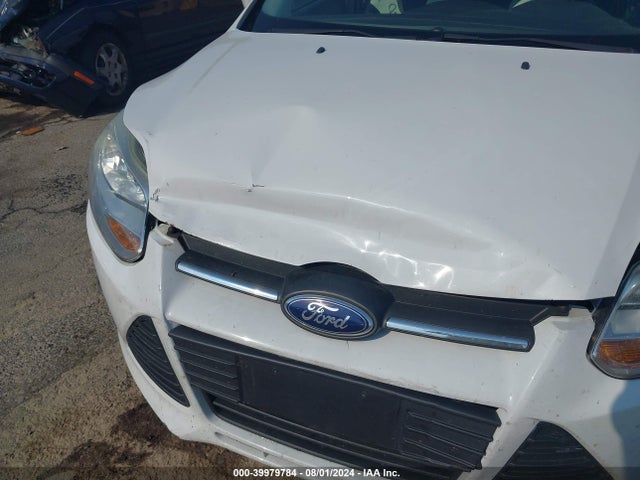 Ford FOCUS SE 2014 1FADP3K29EL455163 Image 6