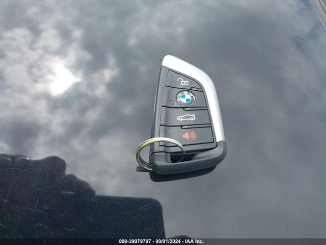 3MW69FF02R8E43504 BMW 3 Series 330i