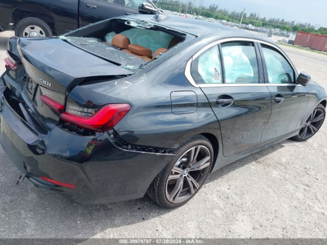 3MW69FF02R8E43504 BMW 3 Series 330i