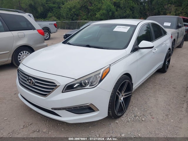 Hyundai SONATA SE 2015 5NPE24AFXFH235205 Image 2