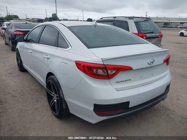 Hyundai SONATA SE 2015 5NPE24AFXFH235205 Image 3