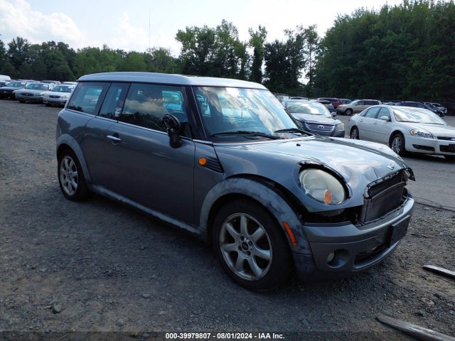 2010 MINI COOPER CLUBMAN WMWML3C54ATX52136 Photo 0