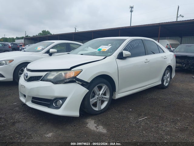 Toyota CAMRY SE 2014 4T1BF1FK8EU398298 Image 2