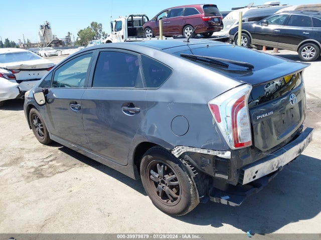 Toyota Prius Two 2015 JTDKN3DU2F0465820 Image 3