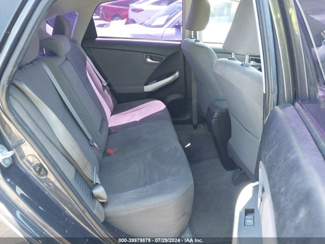 Toyota Prius Two 2015 JTDKN3DU2F0465820 Image 8