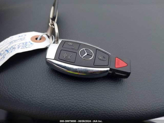 WDDWF4KB8JR390847 Mercedes-Benz C 300 4matic