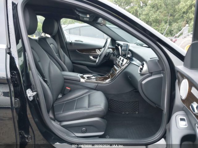 WDDWF4KB8JR390847 Mercedes-Benz C 300 4matic