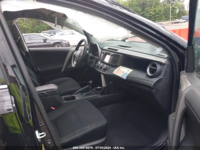 Toyota RAV4 LE 2016 2T3BFREV2GW523929 Image 5