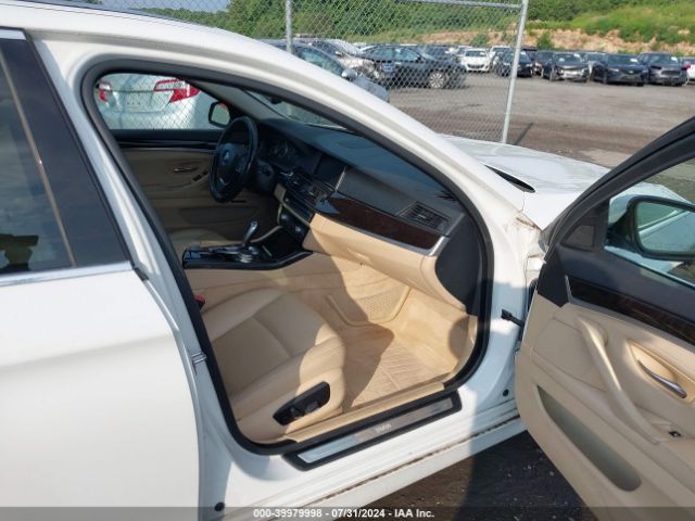 WBA5A7C50FD622809 BMW 528i Xdrive