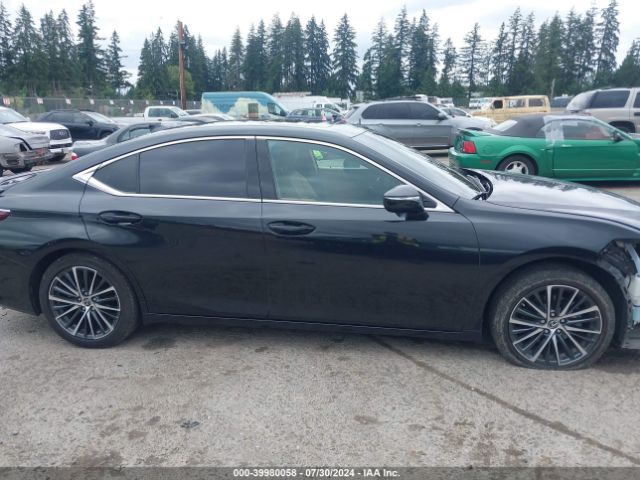 58ADA1C14PU027735 Lexus ES 300H