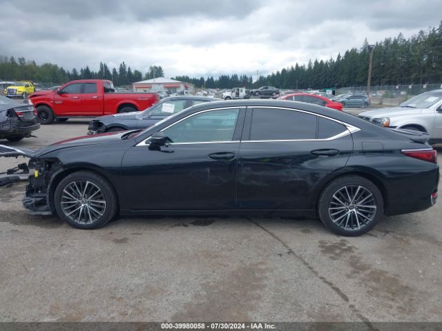 58ADA1C14PU027735 Lexus ES 300H