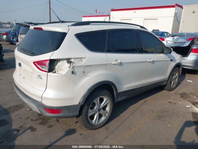 1FMCU9GX2EUE14014 Ford ESCAPE SE