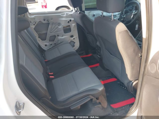 1FMCU9GX2EUE14014 Ford ESCAPE SE