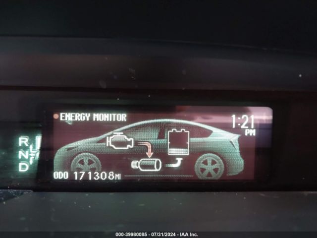 JTDKN3DU1E1746984 Toyota Prius Two