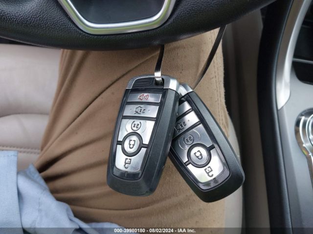 3FA6P0HD3HR296419 Ford FUSION SE