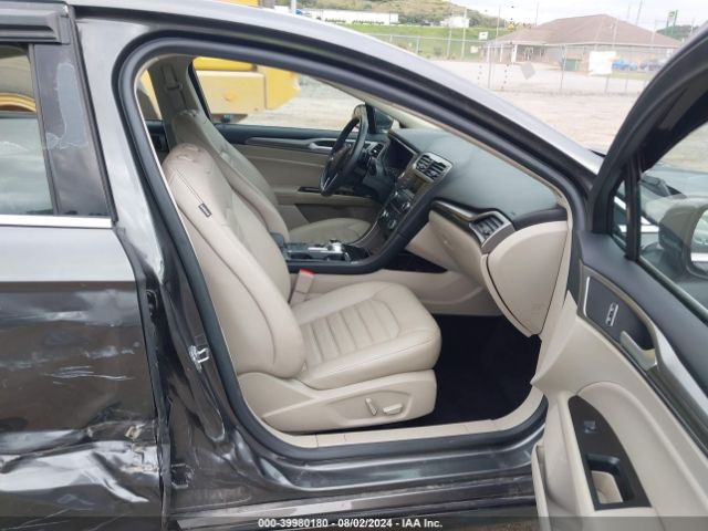 3FA6P0HD3HR296419 Ford FUSION SE