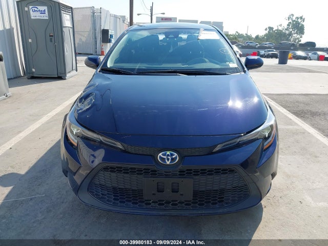 Toyota Corolla Hybrid Le 2022 JTDEAMDE3NJ058282 Image 12