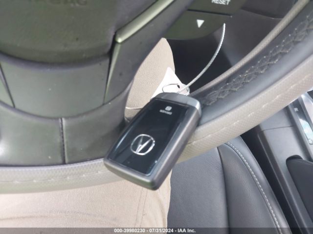 19UDE2F76NA002311 Acura Ilx Premium Package
