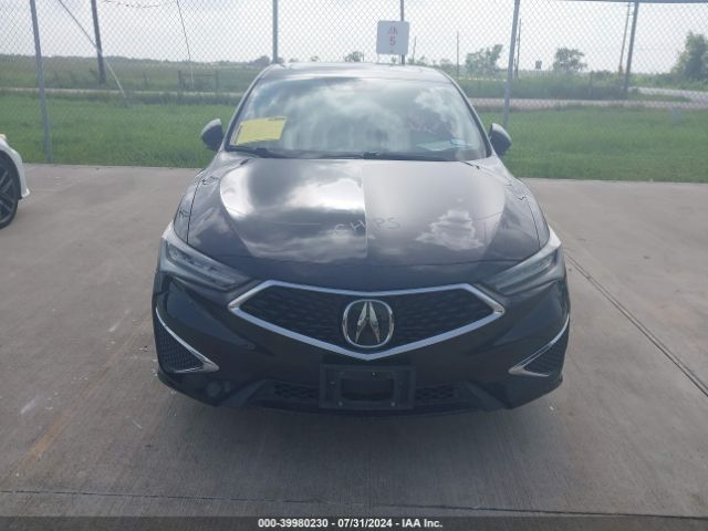 19UDE2F76NA002311 Acura Ilx Premium Package