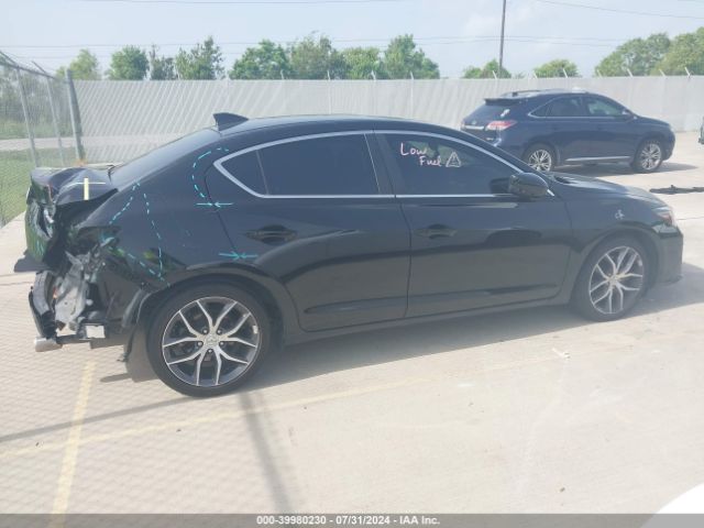 19UDE2F76NA002311 Acura Ilx Premium Package