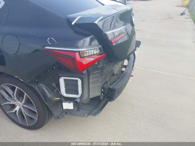 19UDE2F76NA002311 Acura Ilx Premium Package