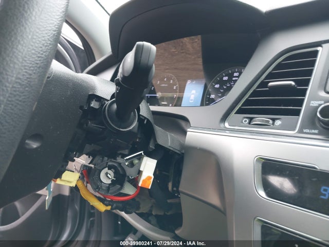Hyundai SONATA SE 2015 5NPE24AF4FH149565 Image 6