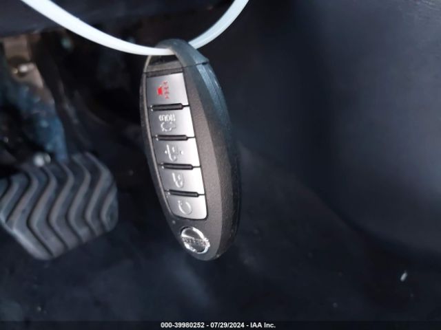 3N1CN8FVXLL813114 Nissan Versa Sr Xtronic Cvt
