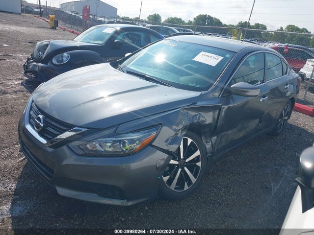 Nissan Altima 2.5 Sr 2018 1N4AL3AP8JC106839 Image 2