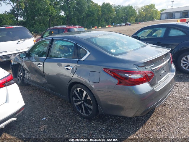 Nissan Altima 2.5 Sr 2018 1N4AL3AP8JC106839 Image 3