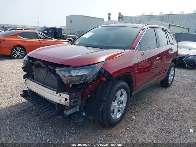 Toyota RAV4 LE 2020 2T3H1RFV3LC034099 Image 2