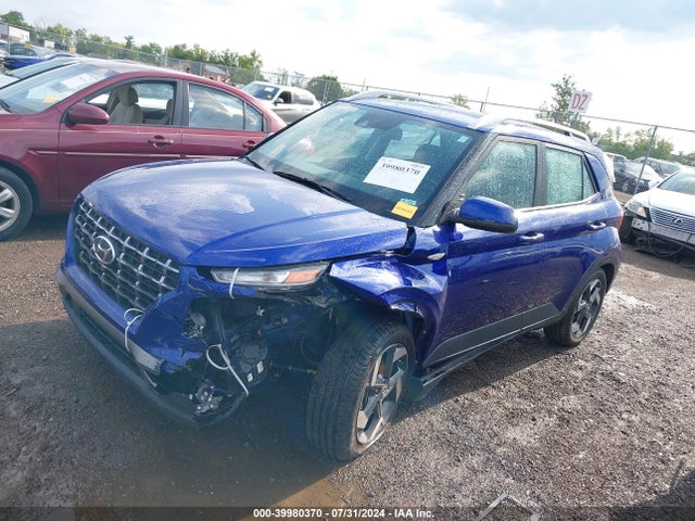 Hyundai Venue Limited 2022 KMHRC8A38NU192608 Image 2