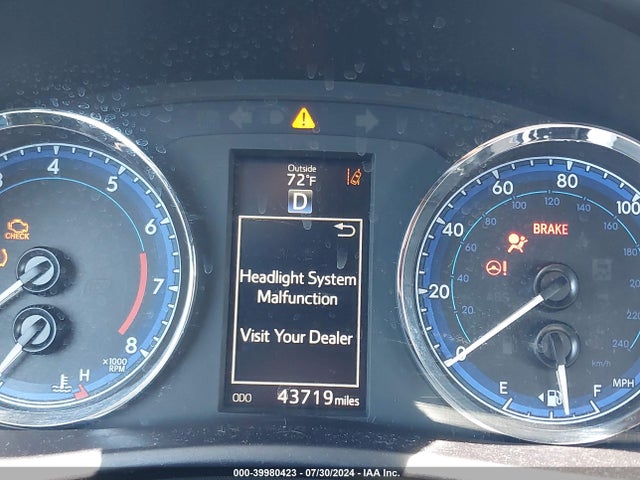 Toyota COROLLA SE 2018 5YFBURHE7JP779373 Image 16