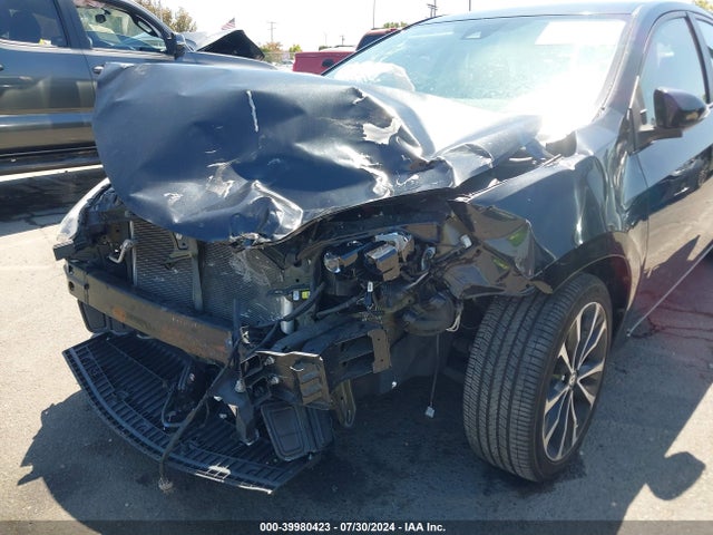 Toyota COROLLA SE 2018 5YFBURHE7JP779373 Image 18
