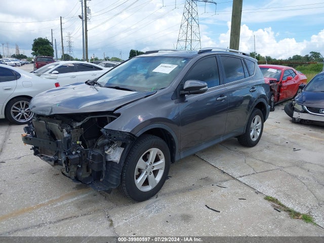 Toyota Rav4 Xle 2014 2T3WFREV9EW120870 Image 2