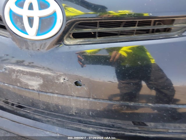 Toyota Prius Three 2014 JTDKN3DU3E0373548 Image 6