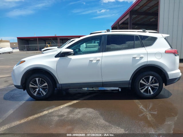 Toyota Rav4 Xle 2018 2T3WFREV1JW472786 Image 14