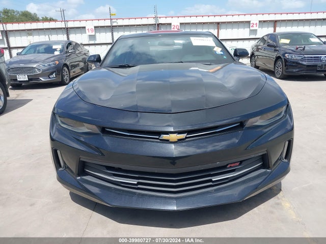 Chevrolet Camaro 2lt 2018 1G1FD1RX9J0160943 Image 12