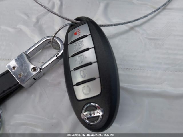 5N1AT2MT2JC814769 Nissan ROGUE SV