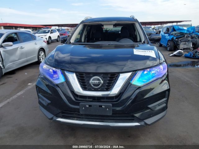 5N1AT2MT2JC814769 Nissan ROGUE SV