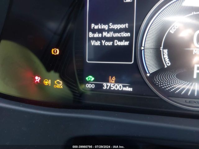 JTHX9JBH4M2045237 Lexus UX 250H