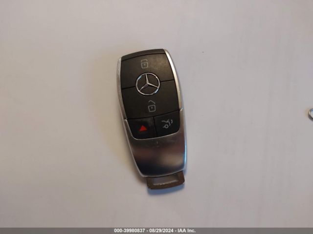 WDDWK8DB7KF928828 Mercedes-Benz C 300