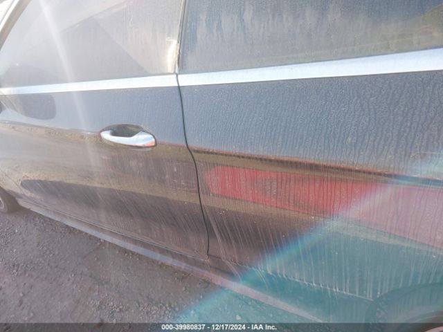 WDDWK8DB7KF928828 Mercedes-Benz C 300
