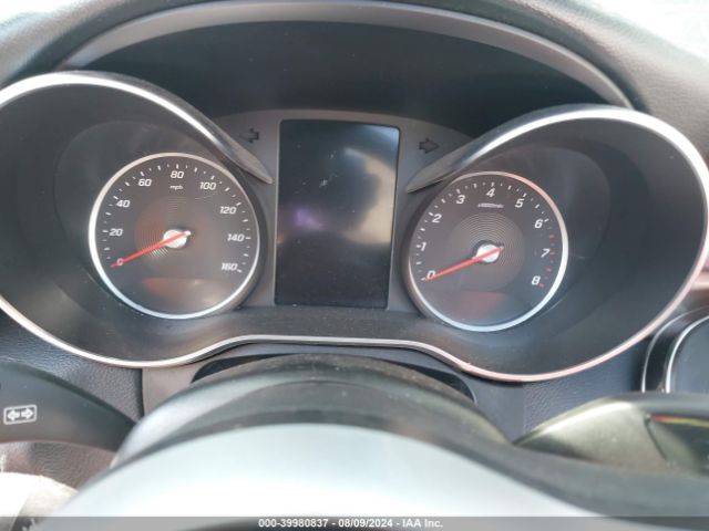 WDDWK8DB7KF928828 Mercedes-Benz C 300