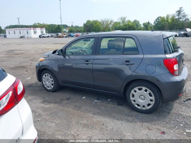JTKKUPB44E1046902 Scion XD