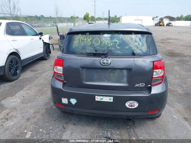 JTKKUPB44E1046902 Scion XD