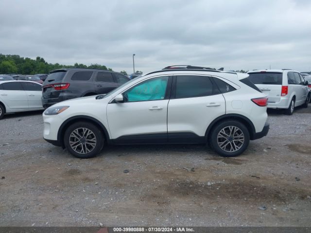 1FMCU0H69NUB64885 Ford ESCAPE SEL